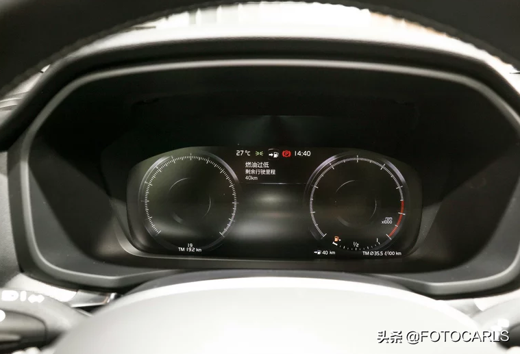 沃尔沃V60 T5低配实拍，售价38.99万无四驱，为打折做铺垫？