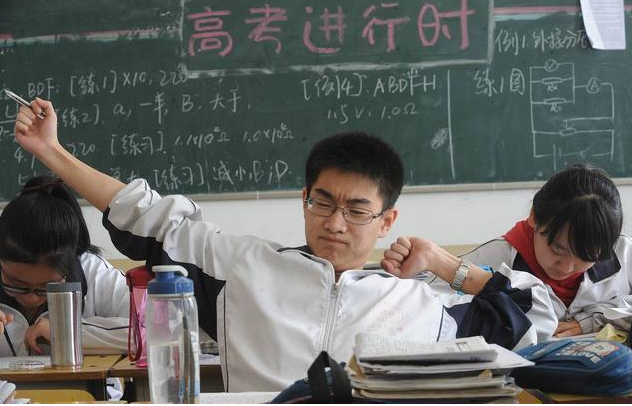 “真后悔当初高三陪读”，一位农村母亲自述，说出多少寒门的无奈