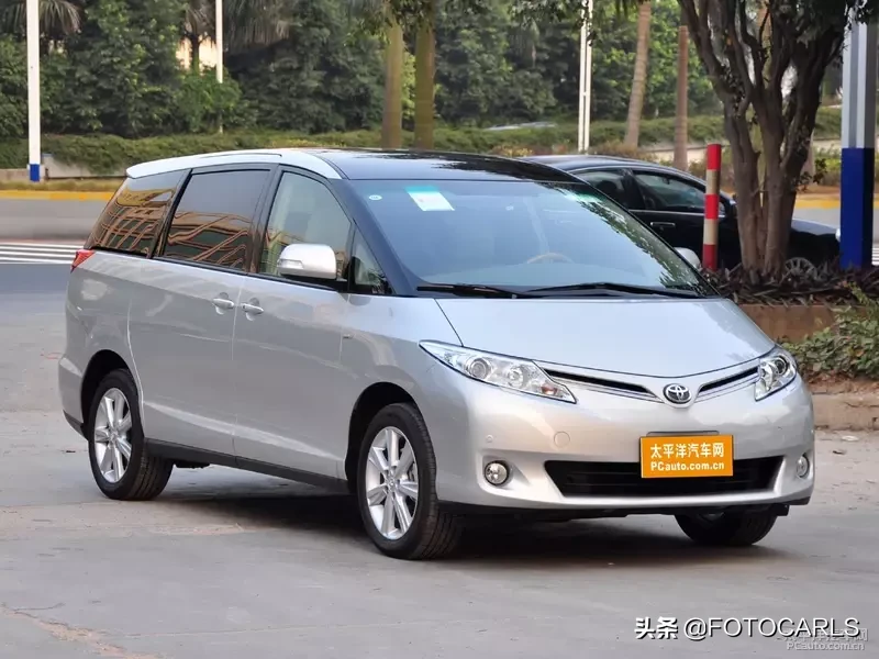 丰田大霸王2商务车：豪华舒适，商用首选