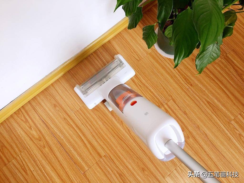 刷哇滴咖汽车销售：滚刷自清洁，智能便捷新体验