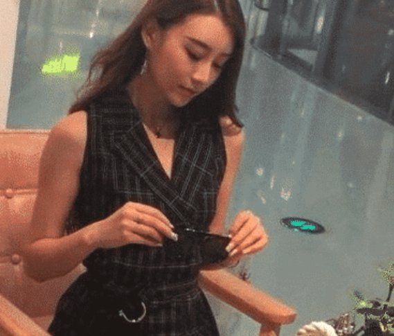 看过大侄子造的句，大嫂浑身来气，我大哥愣是一周没敢回家！哈哈