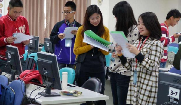 单招和高考进专科有啥不同之处？区别很大，别等到报考时才了解