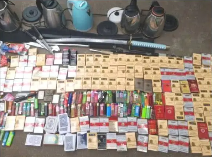 大学“违禁品”公开，同学别膨胀，否则消防员叔叔顺着网线就来了