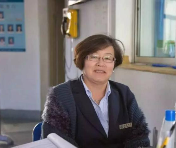 大学宿舍“违禁品”合集，女生寝室品类齐全，男生寝室在意料之内