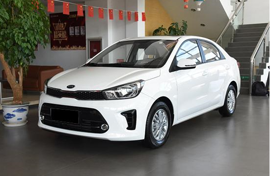 起亚焕驰,最低油耗5l,轴距2570毫米,经济实惠小型轿车