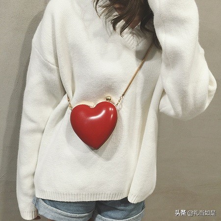 女生本命年送什么礼物（女生本命年送什么生日礼物好）