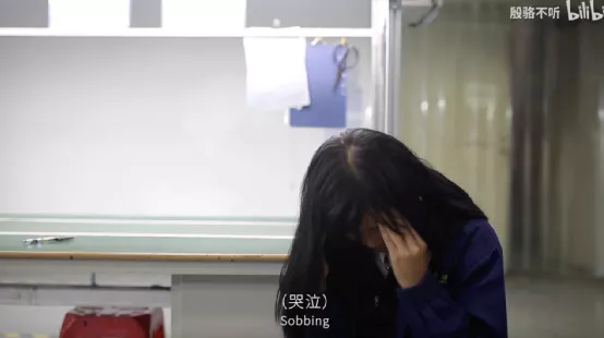 导演跟拍三年,揭露低学历打工人现状,好扎心……