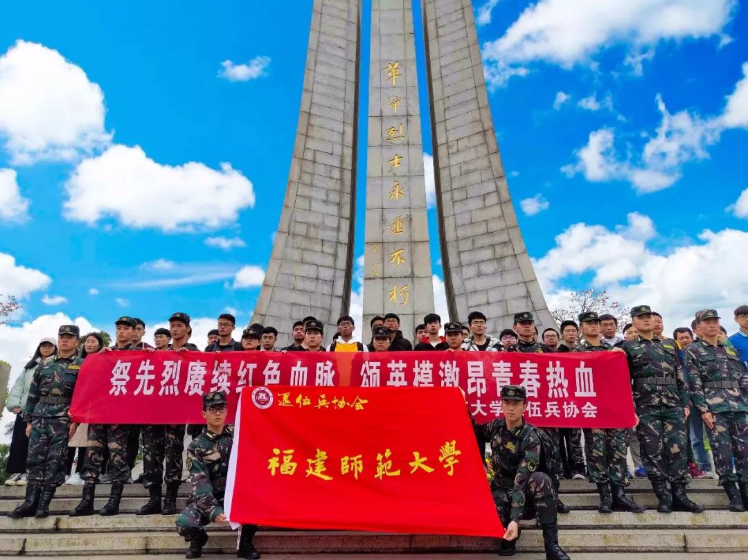 这所高校退伍兵宿舍火了，著名主持人鲁豫前来探访