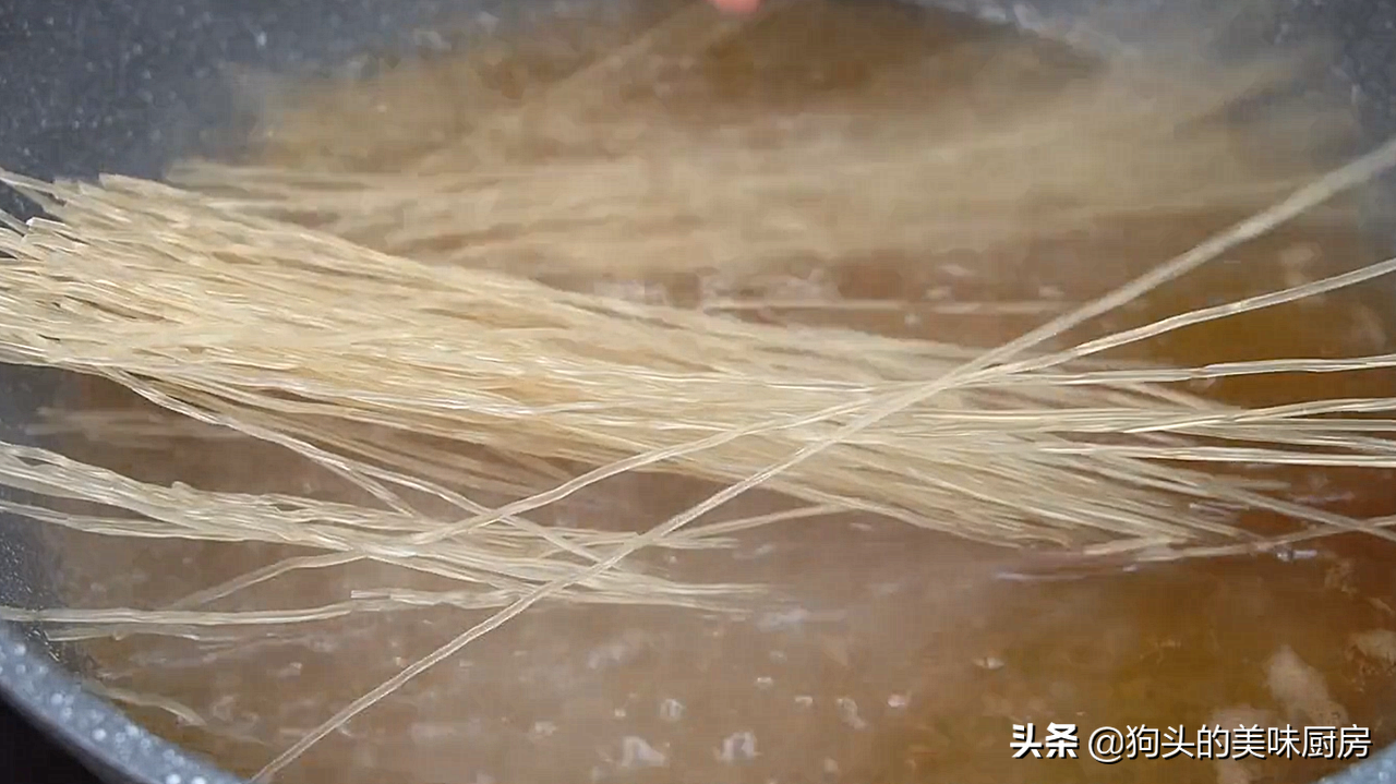 减肥都忍不住吃，室友爱上了，做法简单，皮薄馅大，好吃又解馋