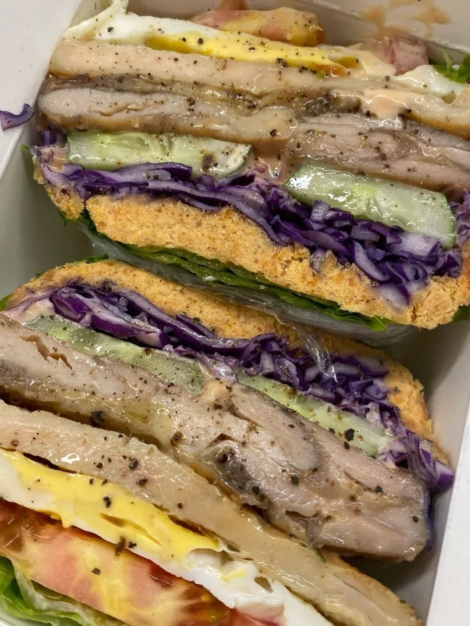 流心咸蛋黄、绵密厚芋泥，深圳这5家三明治料多到包不住