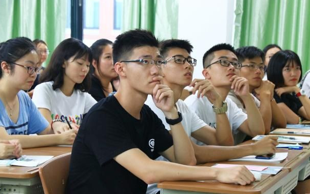 工资等级表出炉，80%以上本科生属于“低档”，你有“拖后腿”吗