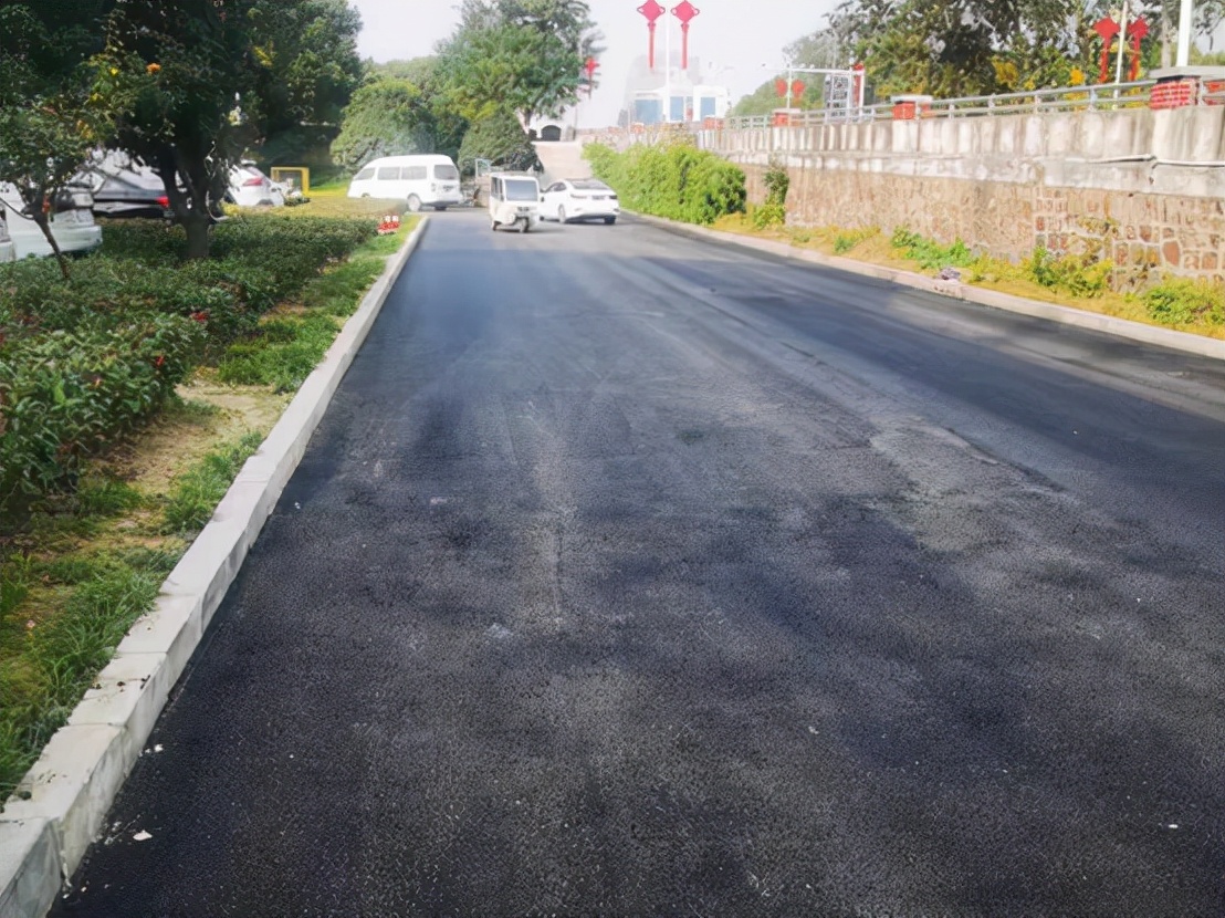 漯河：整修道路便民行 改善环境暖民心