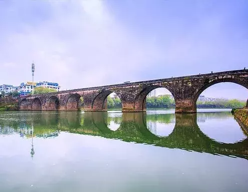 ﻿深度慢游，在盛夏的路口，唯美风景里一起慢慢走