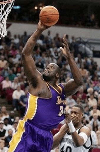 nba错觉都有哪些(NBA这些利用“错觉”的照片，真的欺骗了很多人的双眼)