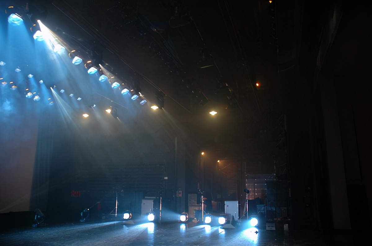 中央戏剧学院美术艺考生校考第25名，文化成绩多少能被录取？