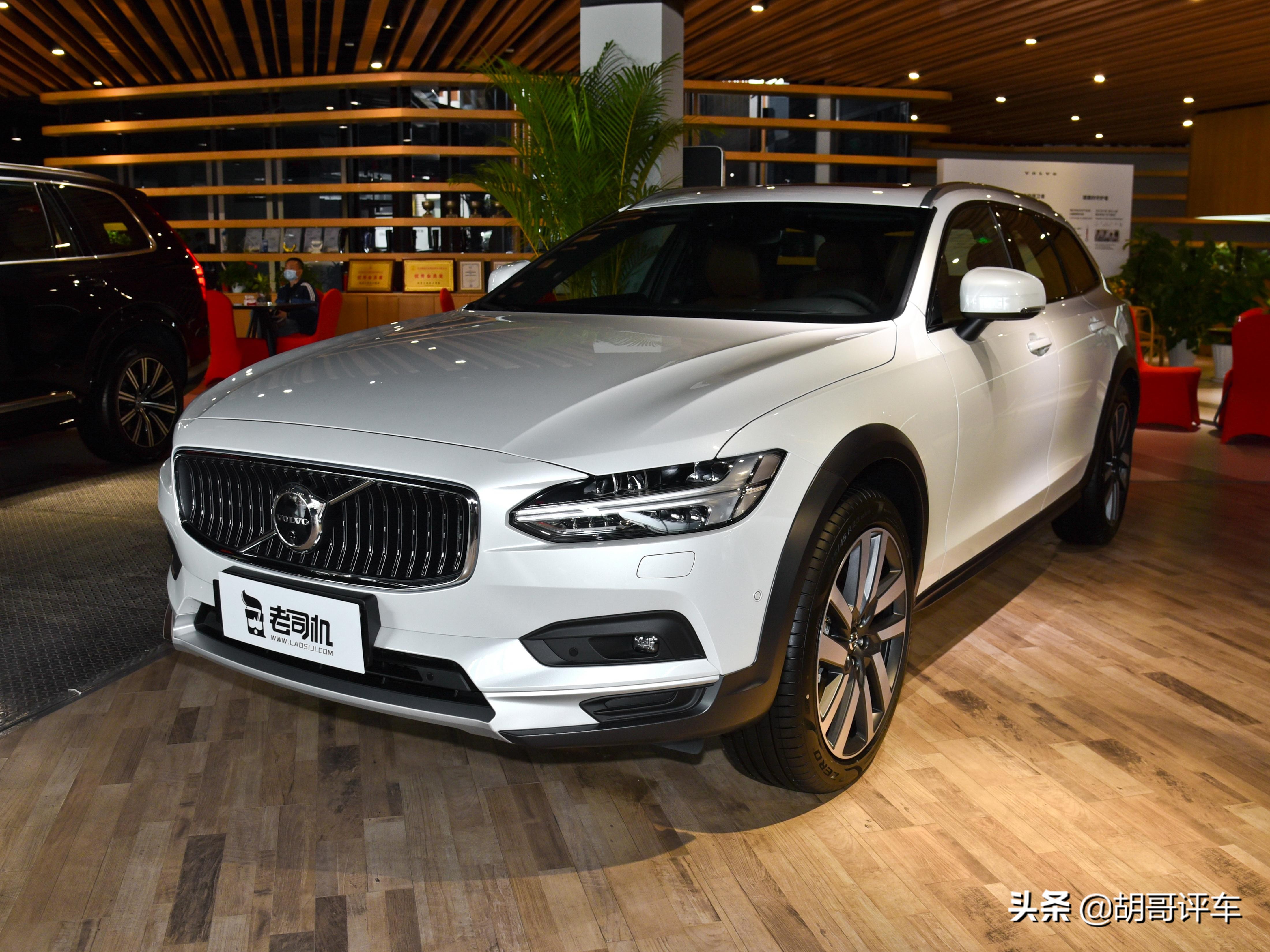 动力足,优惠大,四驱优越,旅行车鼻祖,实拍沃尔沃v90