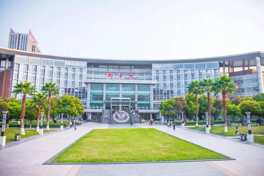 西南政法大学：低调且牛X的法学界的黄埔军校