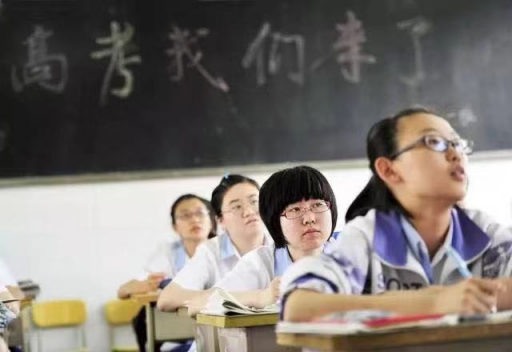 投档后考生何去何从？如何得知被高校录取？这篇实用干货送给你