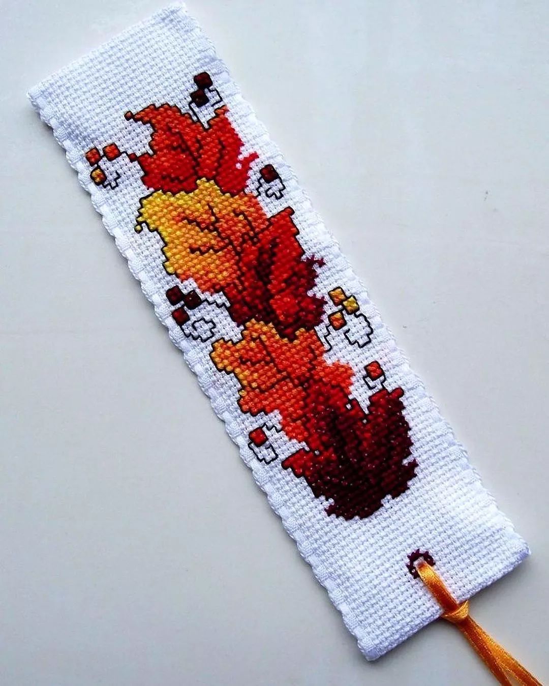 手工万能图解,给孩子们亲手制作一款书签吧