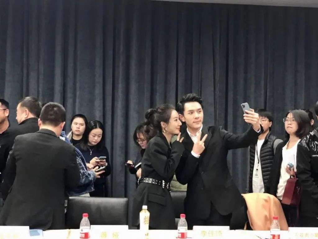 第13个双十一：平台与商家如何避免给头部主播们打工？