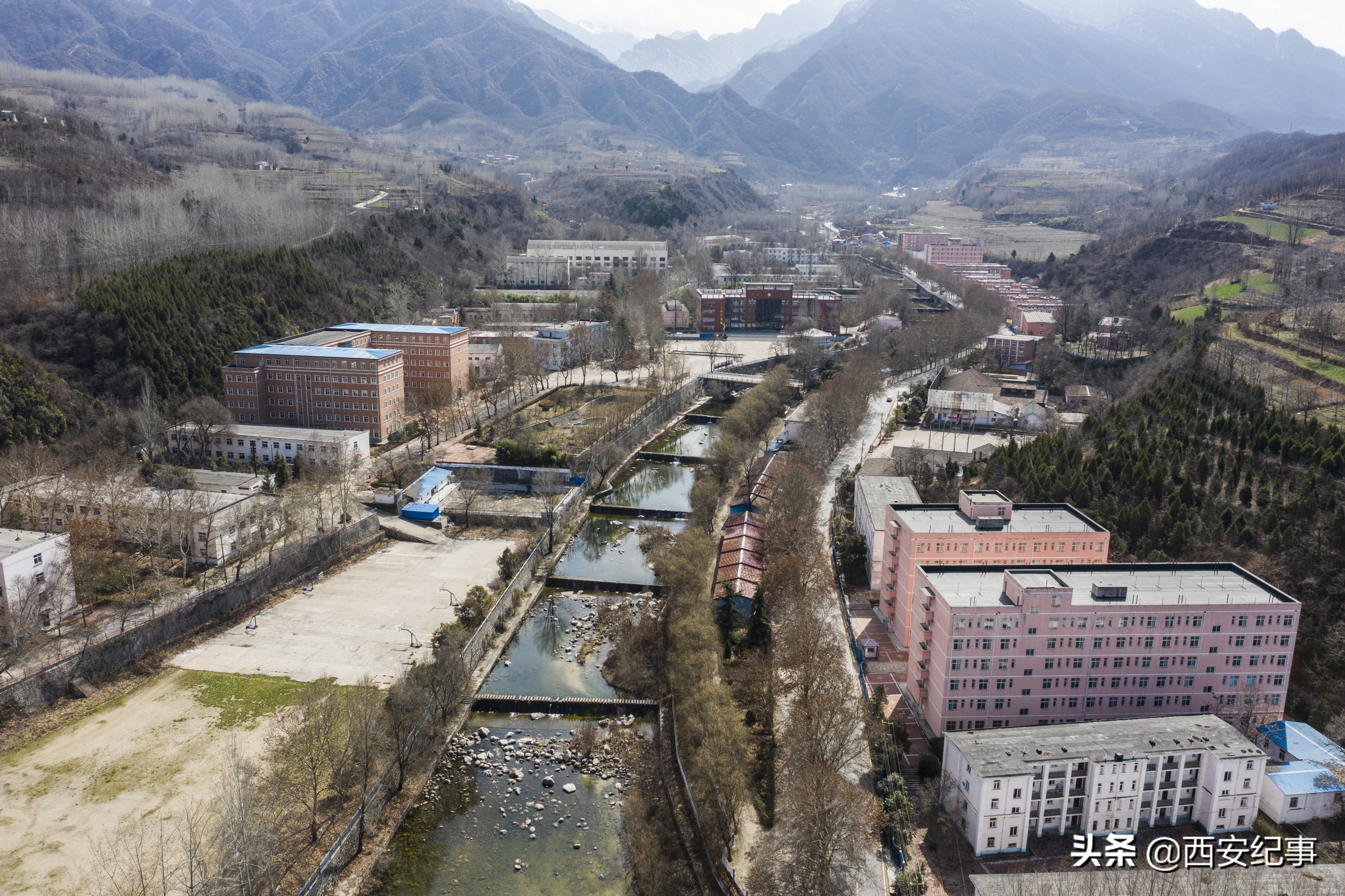 西安华西大学（被拍卖大学）