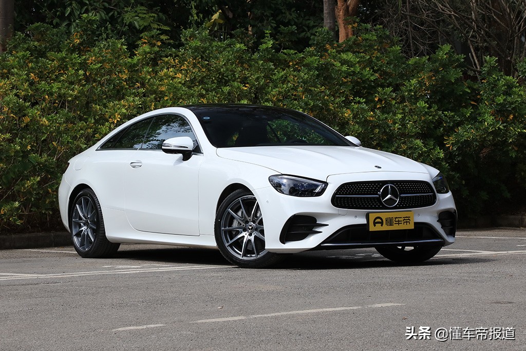 新车 | 把商务玩成运动范儿！奔驰E级轿跑/敞篷轿跑上市
