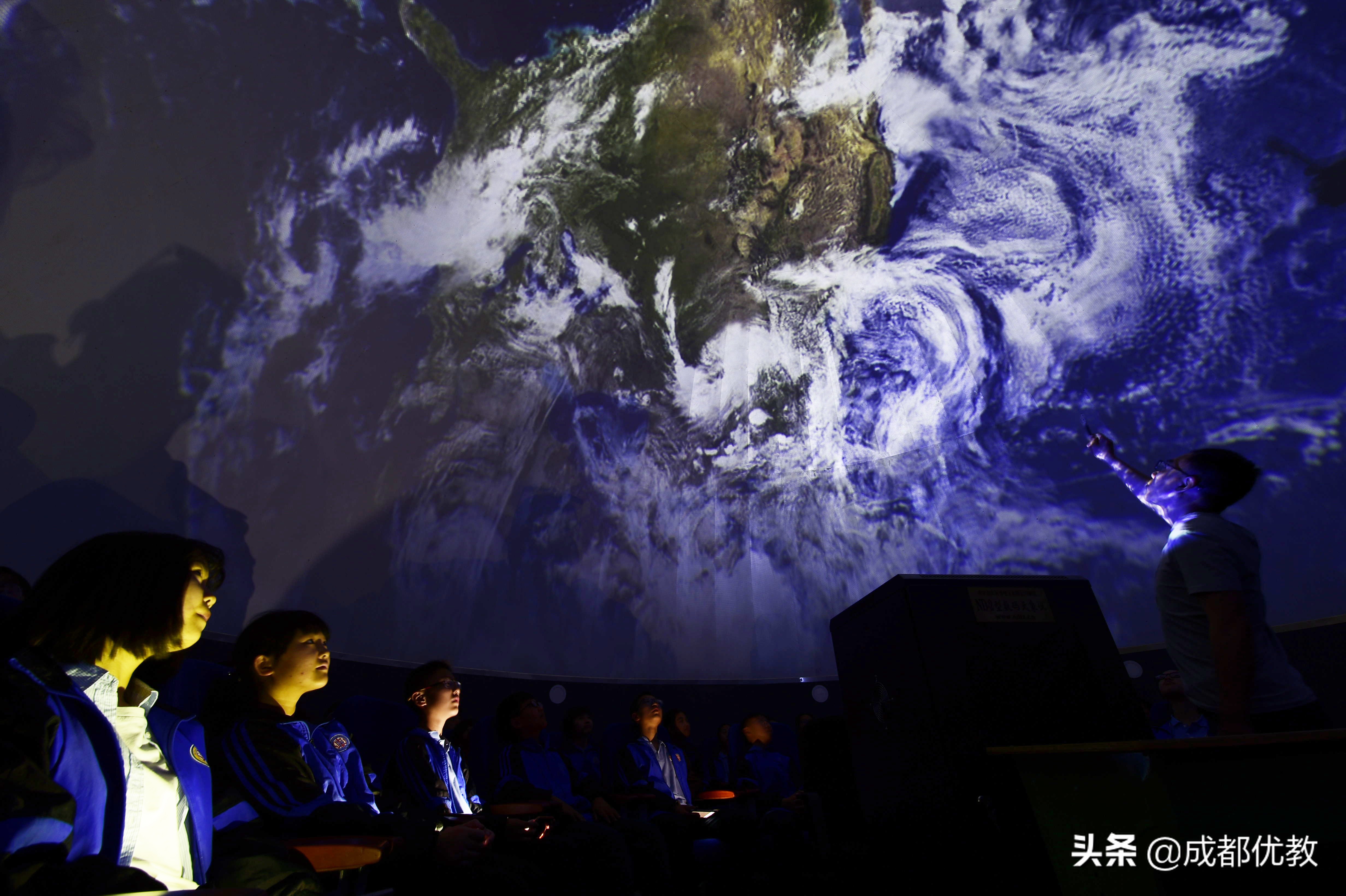 602+都有奖金！天文馆、机器人，制造工坊，双中实验等待高分考生