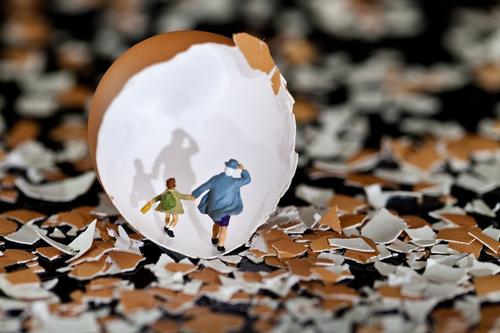 小人国真的存在吗？？科学家发现遗骸，高度才12厘米