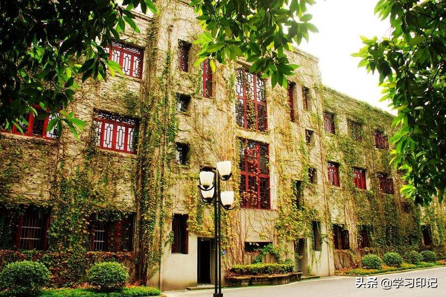 重庆高校录取分数线排名，4所重点一本，重邮排第5