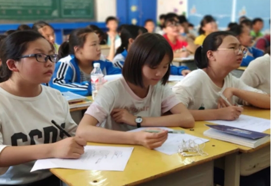 江苏“双胞胎”学霸高考同考652分，哥哥北大，弟弟清华引人羡慕