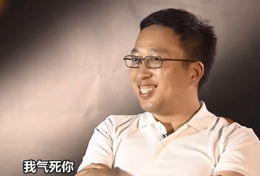 薛之谦摆拍，靳东写诗，张大大泪流满面，男人做作起来真要命