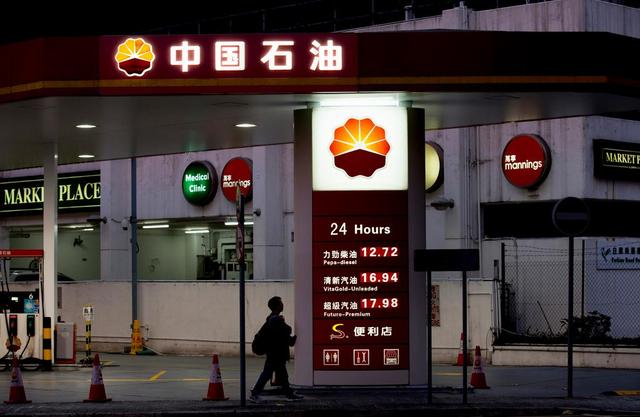 你知道中石化和中石油的差距吗？两者谁更耐烧呢？货运司机很明白