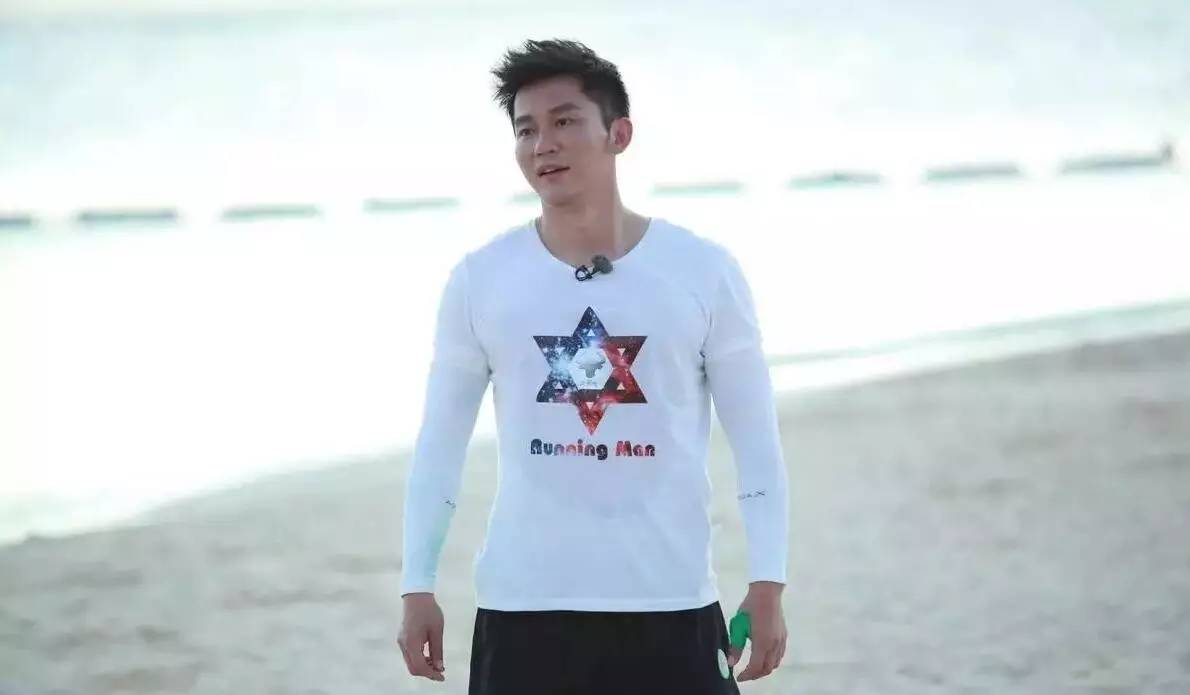 杨颖和李晨的共同点：情侣纹身、前任风波、精准的职业观