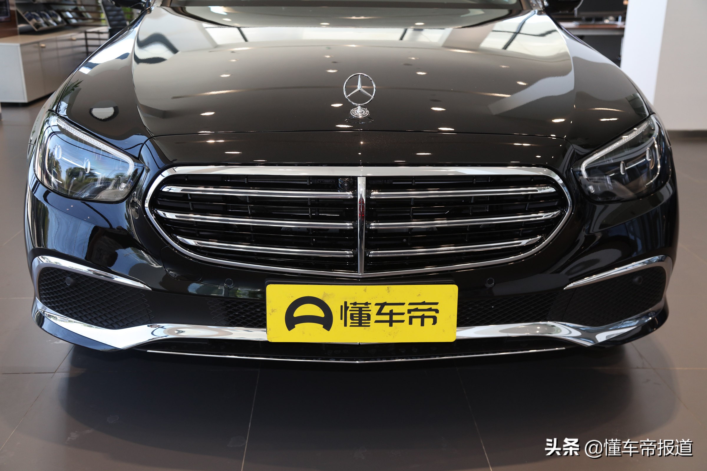 新车 |“好大哥的小老弟”，详解北京奔驰新款E级长轴距轿车