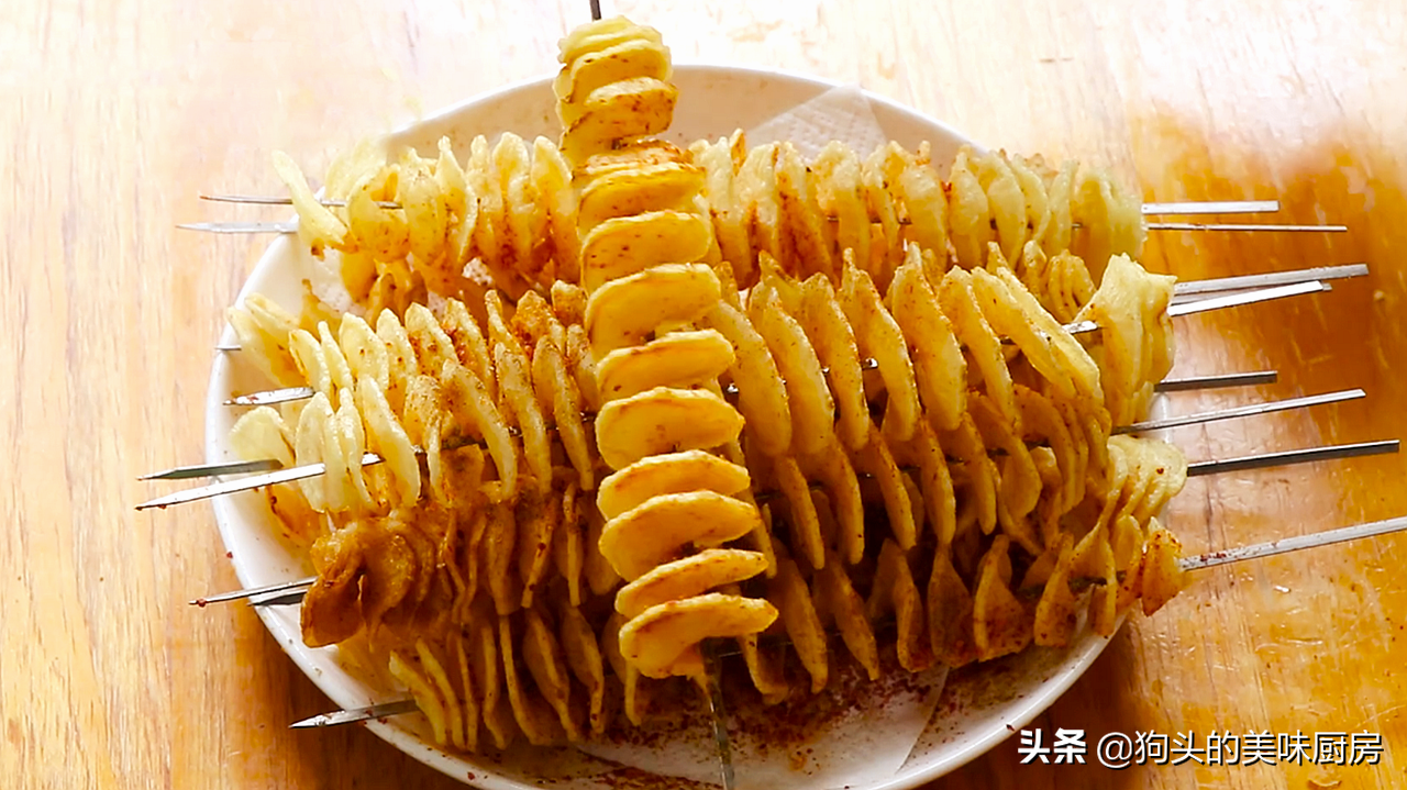 外面10块钱的旋风土豆，自己在家就能做，成本不到1块钱