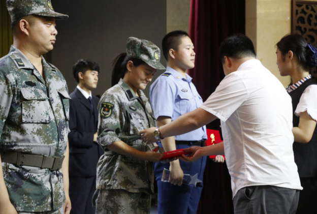 大学毕业后当2年兵，退伍后能拿到多少补助？想毕业后当兵要知道