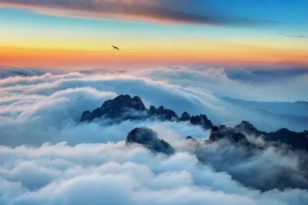一生必去的7大名山，很多人一座都没见过，去过两座以上就太牛了