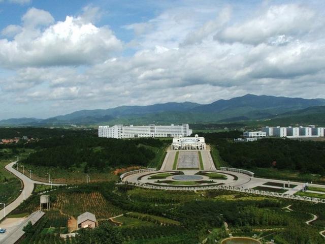 笑死人不偿命的江西省大学绰号，南昌大学与名校尴尬撞车？