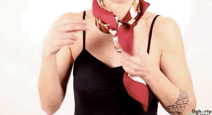 跟着爱马仕，3分钟学会一条丝巾的八种系法