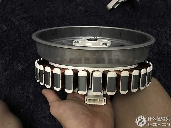 洗衣机：有容乃大 四千元10kg哪家强？松下、LG、三星对比横评