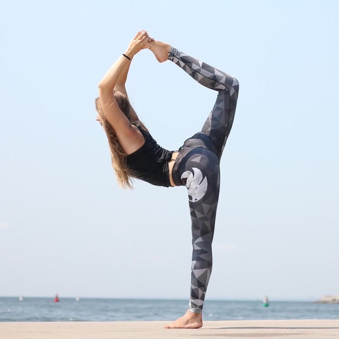 瑜伽最美体式照快来欣赏