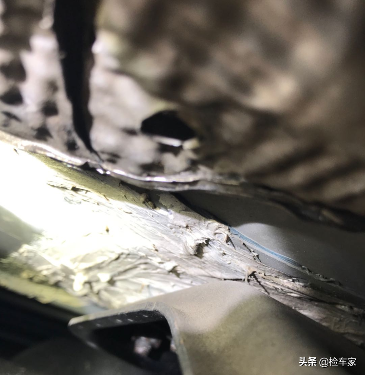 报价47万的玛莎拉蒂吉博力，外观炫酷却内藏大事故，买主怒砍8万