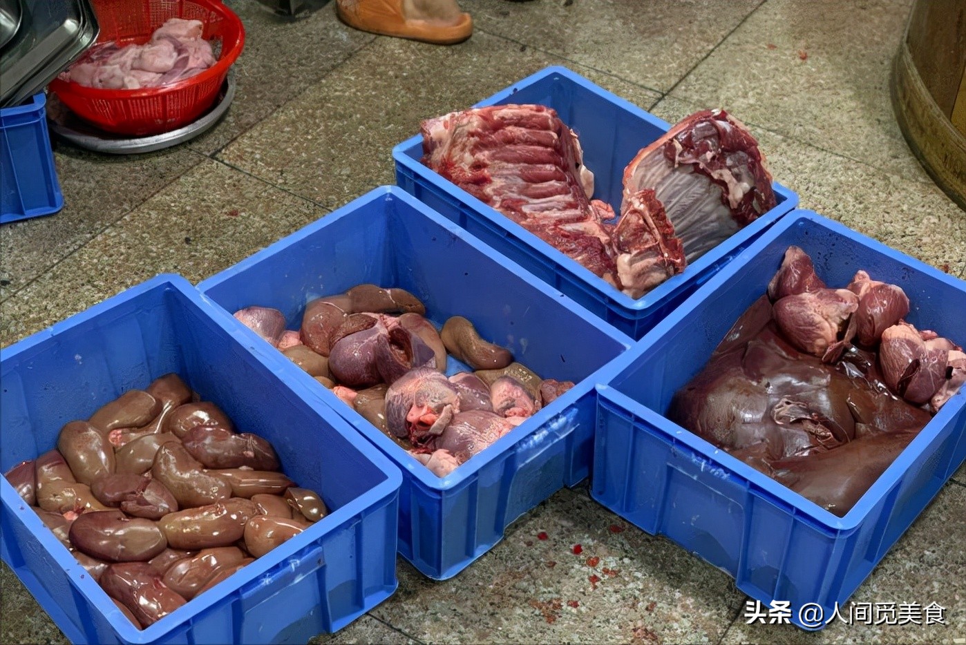 广州这家晚上才营业的大排档，靠一碗粥火了，环境恶劣客人还常来