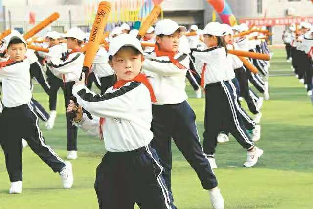 教育局发布通知，体育科目不再纳入中考，学生：幸福来得太突然