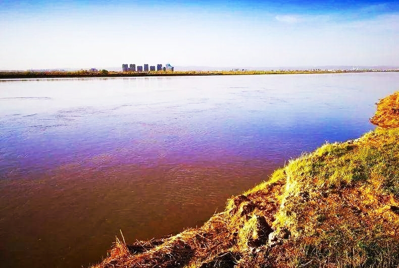 三国演义的角度看包头高校，包头师范学院与包头医学院是否该复校