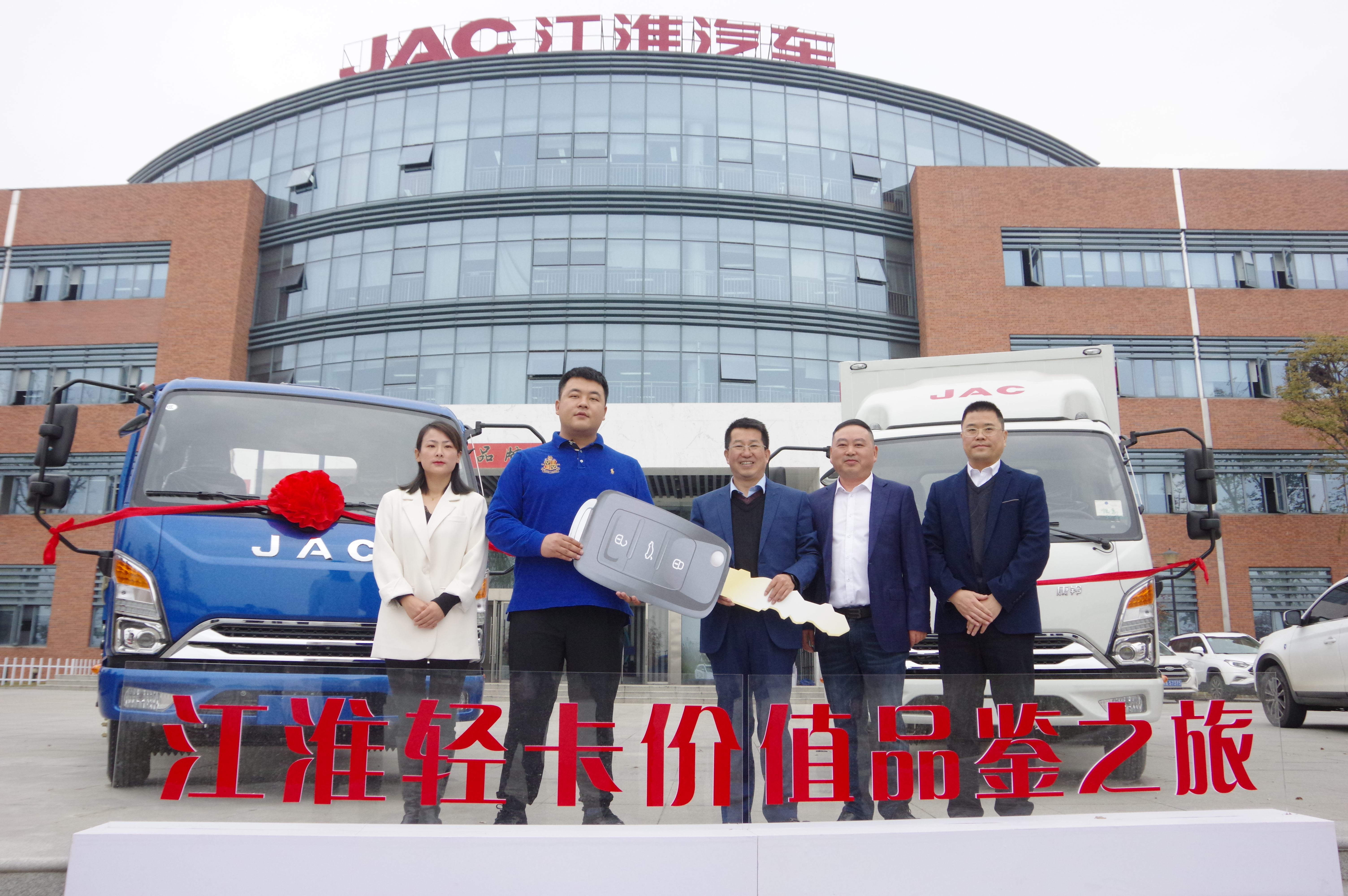 ����г��������Ƴ�ֵ��ѡ�Ῠ��Ϊ�λ����������壿