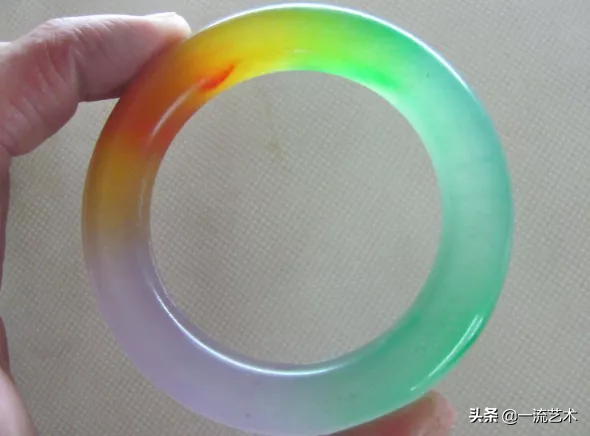 翡翠：独具匠心，美到极致