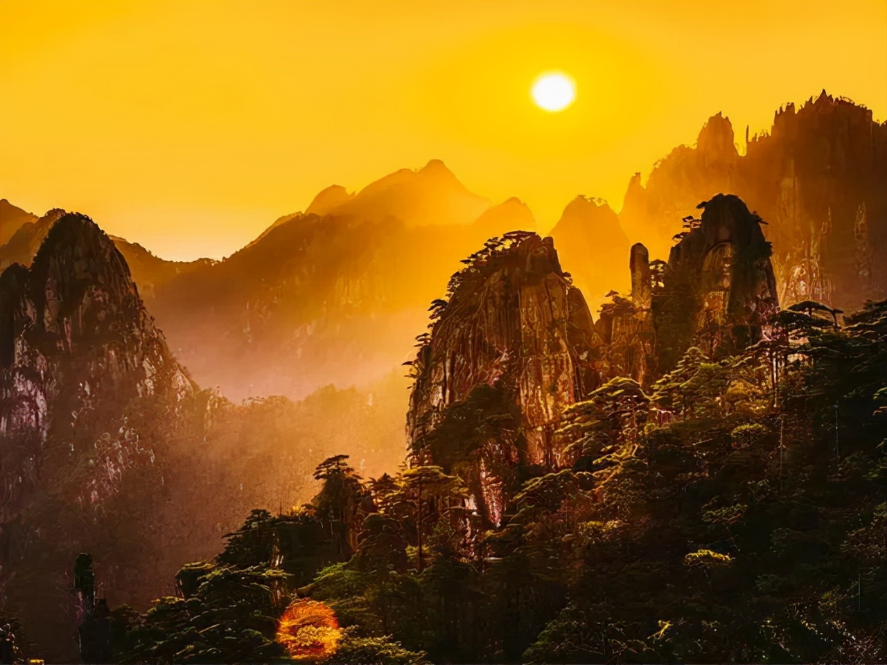 一生必去的7大名山，很多人一座都没见过，去过两座以上就太牛了