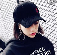 超有范12句正能量冷酷说说，疯疯癫癫有时候也是一种生活态度