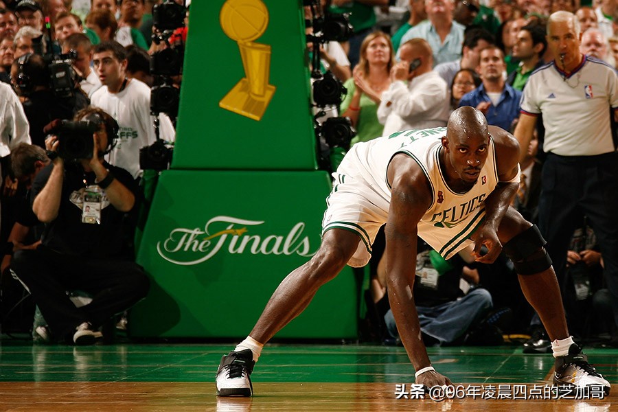 2010篮球世界杯总决赛是谁(回味经典！2010年NBA总决赛——老兵最后的对决！)